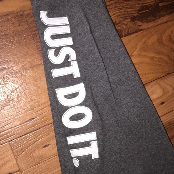 NWT ALL EMBROIDERED NIKE SWEAT PANTS JUST DO IT - Picture 3 of 7